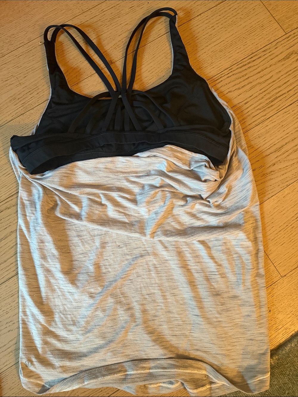 Two Women’s Movement To Movement 2-n-1 Tank Tops - Picture 5 of 8